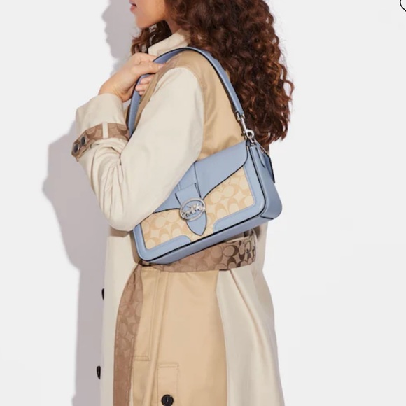COACH New Authentic Coach C4067 Signature Canvas Georgie Shoulder Bag Crossbody - Picture 4 of 16
